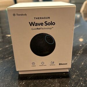 New, never used Wave Solo Theragun